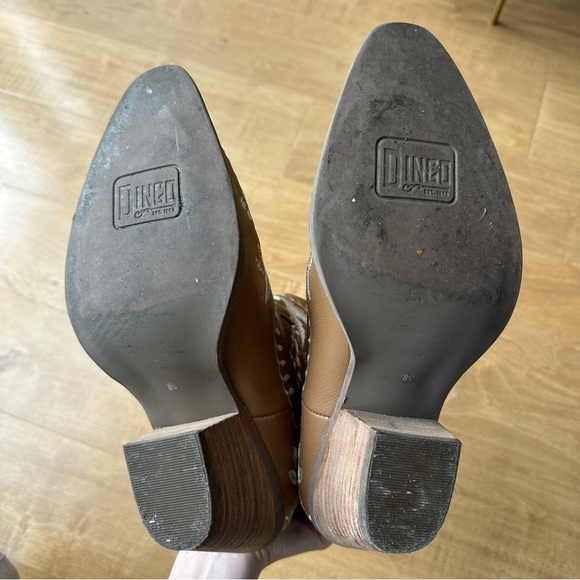 Dingo Primrose Leather Bootie, Brown Embroidered Floral Western Boots, Size 8.5 - Picture 14 of 16